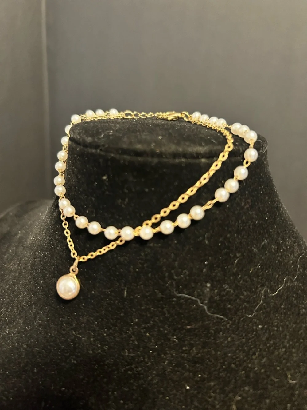 Gold Pearl Layered bracelet-‎ Elegant Pearl Pendant